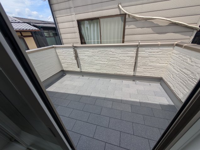 バルコニー　バルコニー