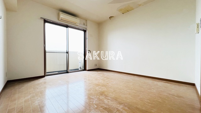 居室・リビング　開放感のあるゆったりとしたお部屋です♪