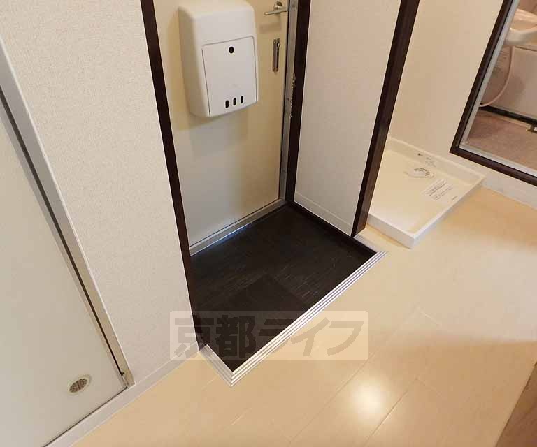 プレジール桂の玄関写真