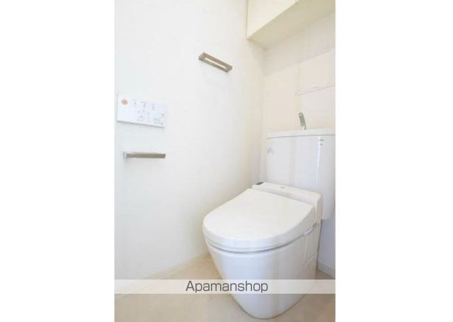 Brillia ist 北沢KEYAKIのトイレ写真