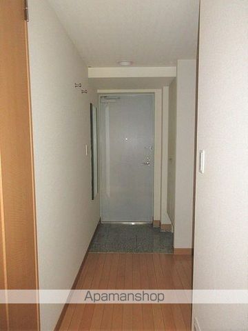 東京メトロ有楽町線 池袋駅 徒歩1分 14階建 築28年の玄関写真