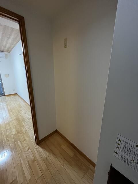 都営三田線 千石駅 徒歩9分 3階建 築24年の内装写真