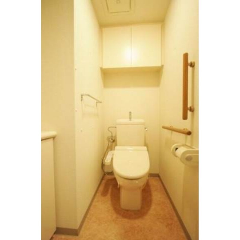 キャメロット上永谷のトイレ写真