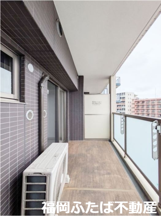 ALFACIO BASE HAKATAの内装写真