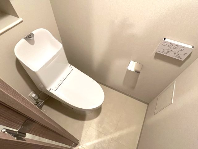 プラウド阪急塚口駅前のトイレ写真