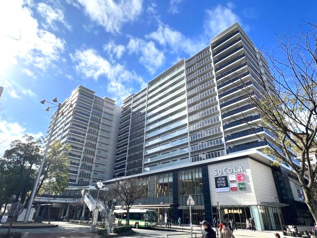 プラウド阪急塚口駅前の外観写真