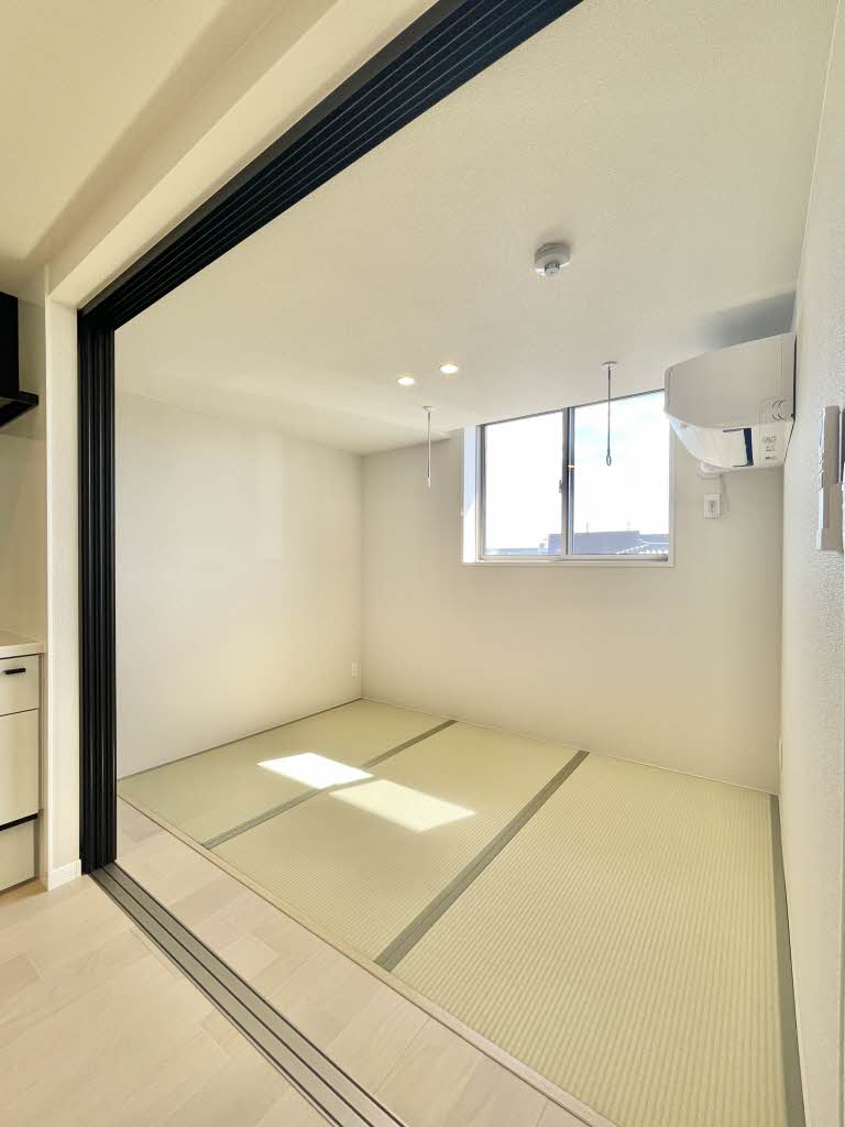 AZUR米山 307の内装写真
