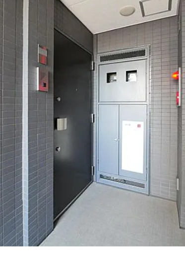 ＪＲ山手線 上野駅 徒歩7分 11階建 築17年の玄関写真