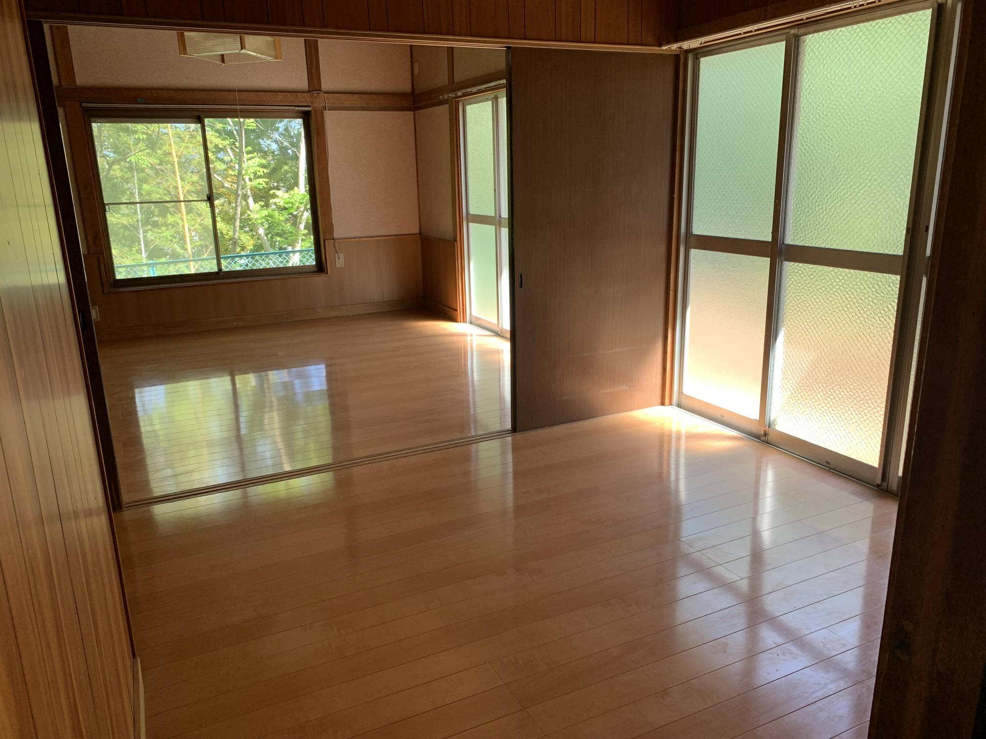 小川貸家の居間写真