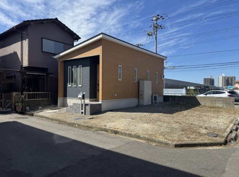 加古川市西神吉町貸家