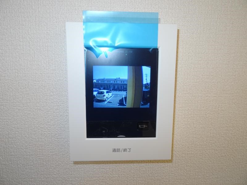 セキュリティ　モニタ付きインターフォンで来訪者の確認も安心
