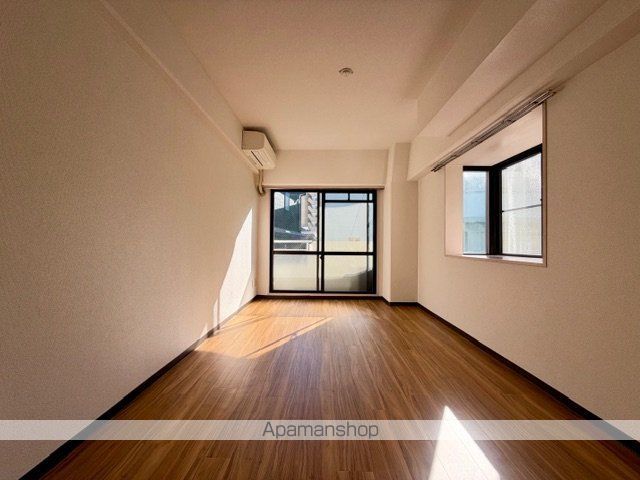 プラザ境町の居間写真