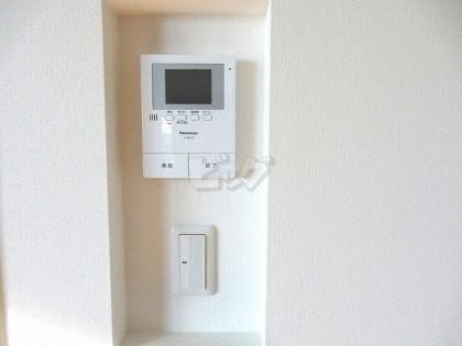 セキュリティ　来客の顔が見えて安心！TVモニターホン付きです♪