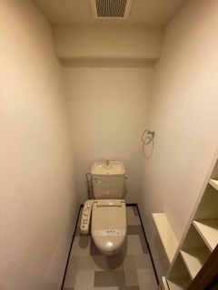 ウェルコート岡本のトイレ写真
