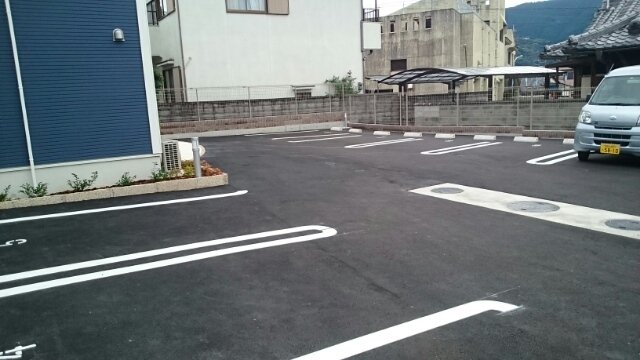 駐車場　駐車場完備です