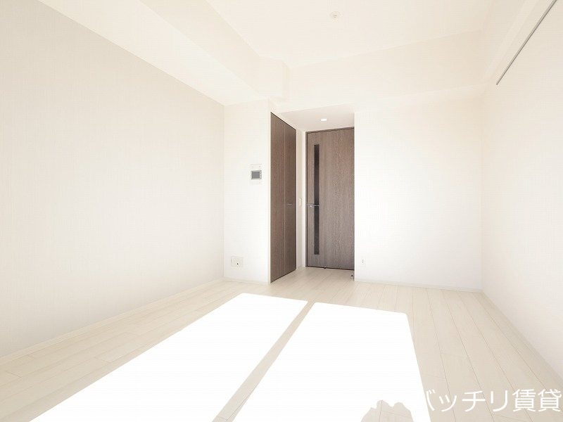 居室・リビング　画像は、同型タイプの為、現状を優先いたします。