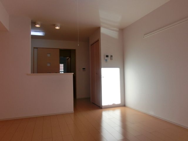 居室・リビング　※同タイプのお部屋画像です。