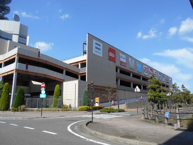 【岐阜市玉姓町のマンションのショッピングセンター】