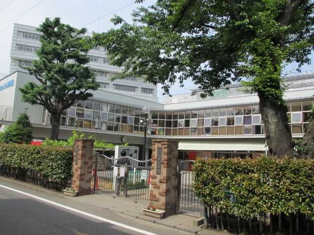幼稚園・保育園　なかよし幼稚園（幼稚園・保育園）まで220m