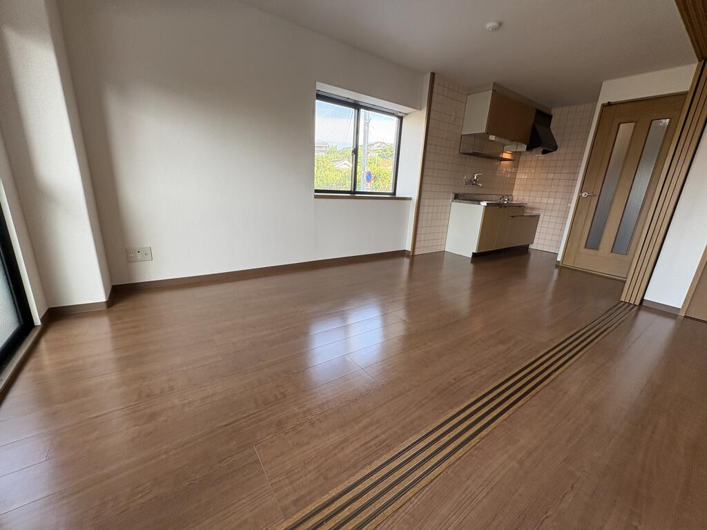 その他部屋・スペース　大きな窓で風通し抜群◎