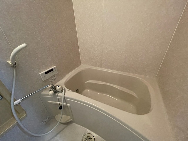 バス・シャワールーム　追い炊き機能付きです