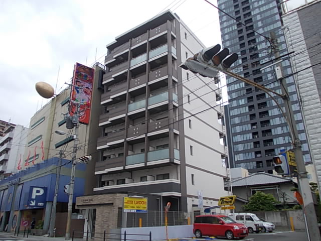 大阪市天王寺区玉造元町のマンションの建物外観