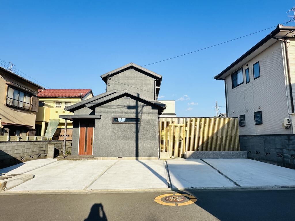 西島戸建の建物外観