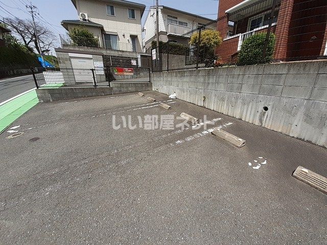 【エスペランサ二日市の駐車場】