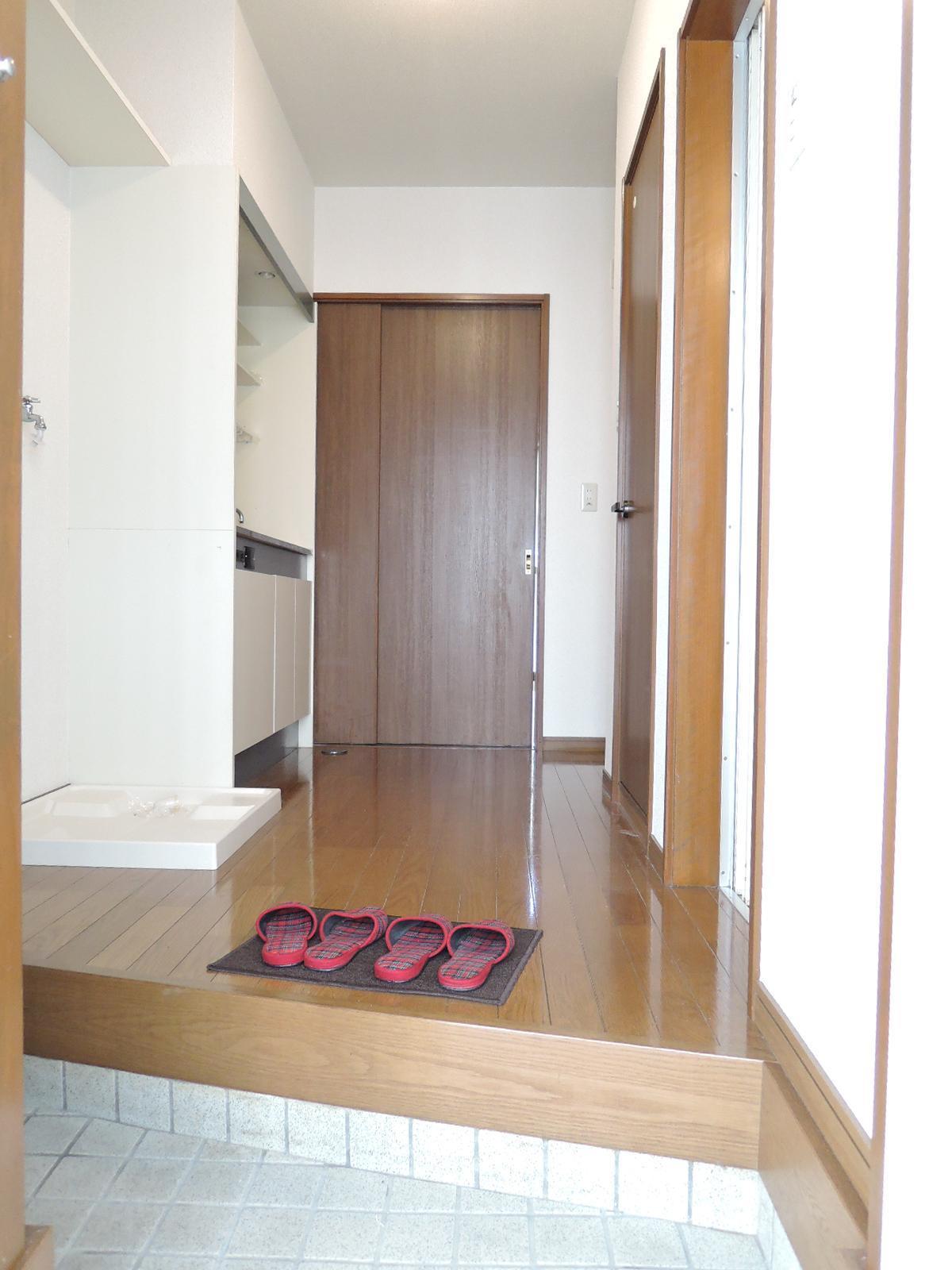 玄関　※反転タイプの場合があります