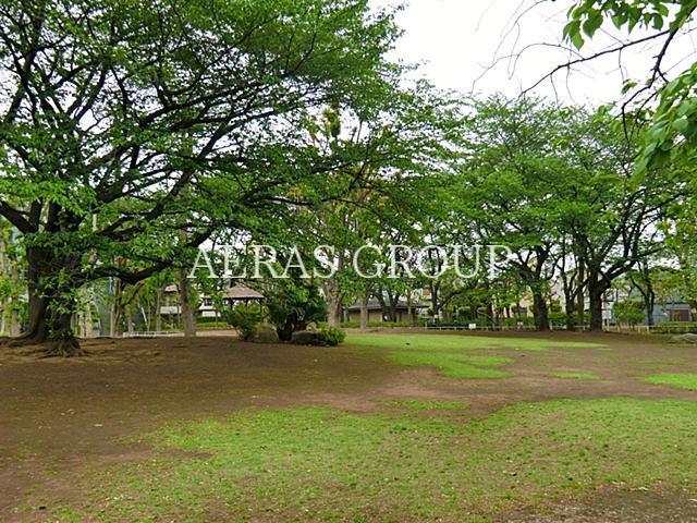 【リヴィエール狛江の公園】