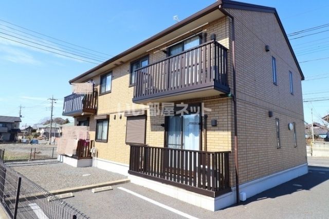 クロノス　Ｗの建物外観