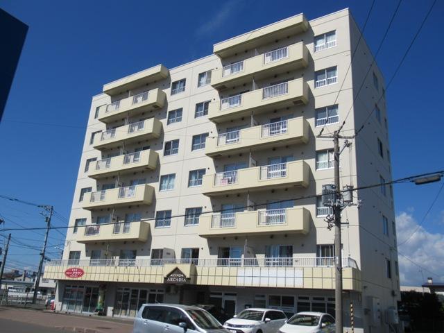 ＣＩＮＱ　ＡＲＣＡＤＩＡの外観