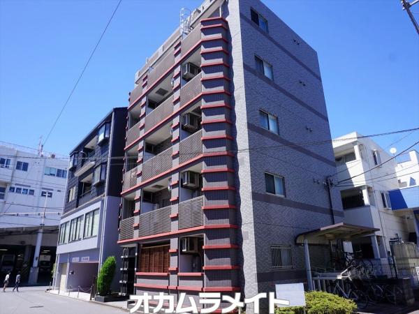 ラ・スカーラの建物外観