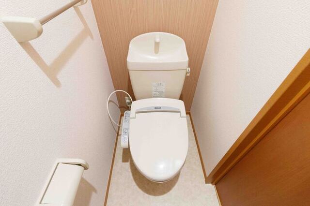 トイレ　２０５・トイレ