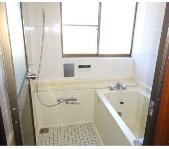 バス・シャワールーム　お風呂です