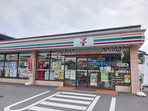 コンビニ　セブンイレブン（コンビニ）まで170m