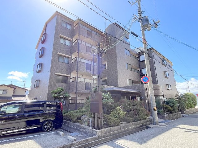 建物外観　外はこのようになっています