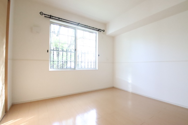 居室・リビング　洋６．４