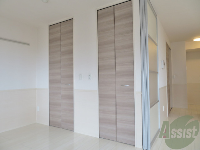 収納　クローゼットがありました。お洋服や荷物はここへ