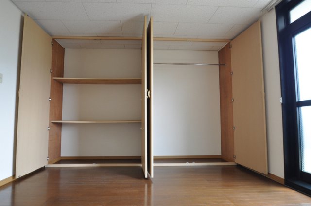 その他部屋・スペース　広い内装約３３平米ダブルクローゼット！！お洋服やお荷物もしっか