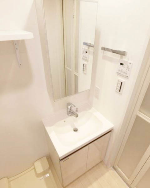 洗面設備　★収納付き、独立洗面台★