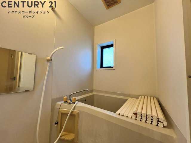 バス・シャワールーム　シンプルで機能的なユニットバスです！