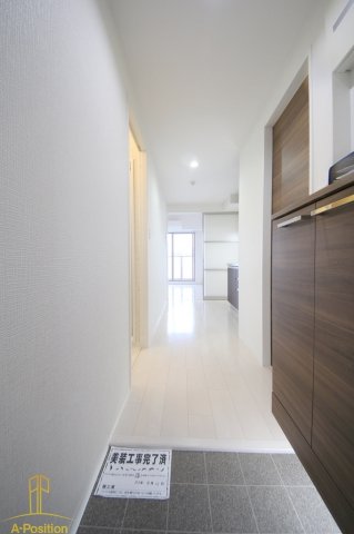 玄関　フルールアクアリオ