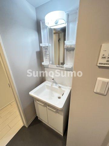 洗面設備　広い洗面スペース