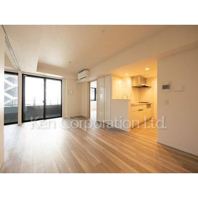 居室・リビング　同タイプ6階のお部屋を撮影。仕様が異なることがあります。