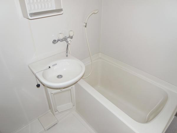 バス・シャワールーム　浴室