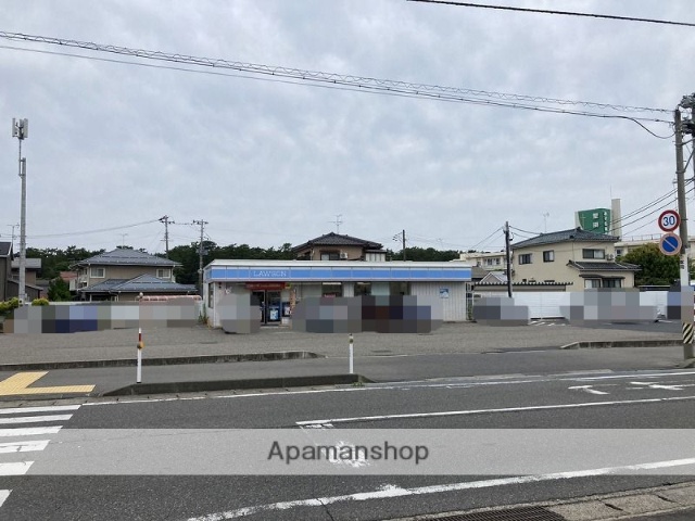 コンビニ　ローソン（コンビニ）まで689m