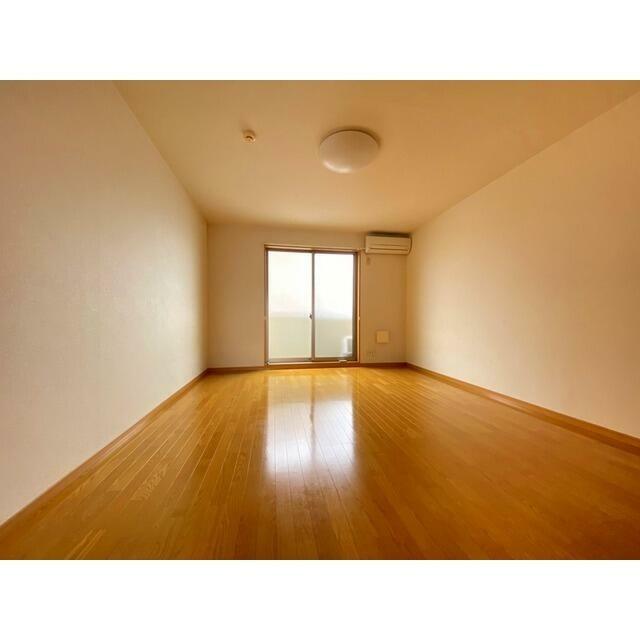 居室・リビング　※他のお部屋の参考写真です