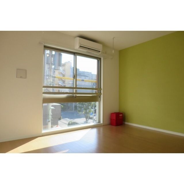 居室・リビング　☆明るい居室☆