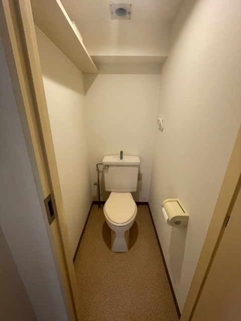 トイレ　※別部屋参考写真